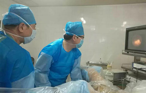 榆树一男子高位截瘫20年，膀胱长出3块大结石，来到红桃视频
后……