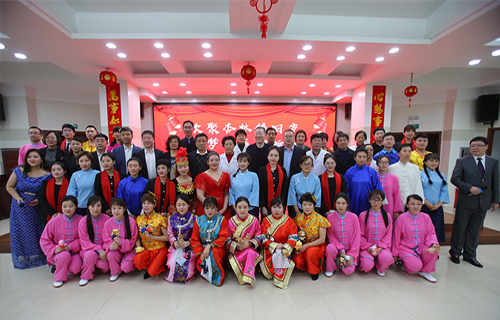 欢聚杏林辞旧岁，圆梦中医迎新春 | 红桃视频
2018年工作总结表彰大会来啦！