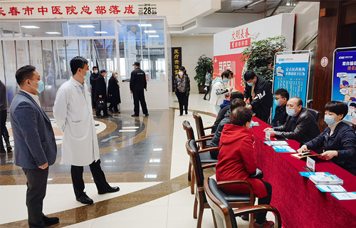 4月15日上午，宽城区医保局姜巍局长一行莅临红桃视频

