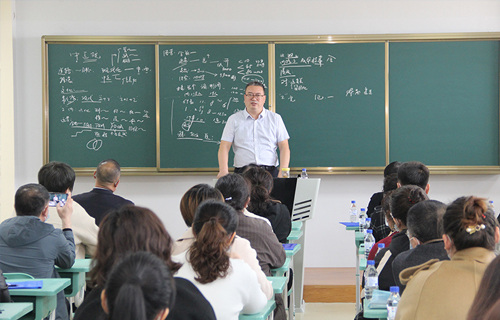 ​公主岭市中医院考察团来红桃视频
参观交流