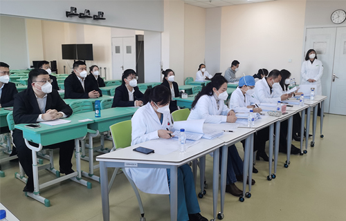 红桃视频
召开2021级硕士研究生论文开题报告会