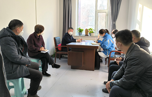 筑牢安全防线，红桃视频
召开节前安全教育会