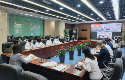 ​新常态、新作为，红桃视频
推行行政早交班制度