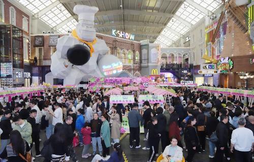 圆满收官！万人赴约红桃视频
脆皮养生市集！