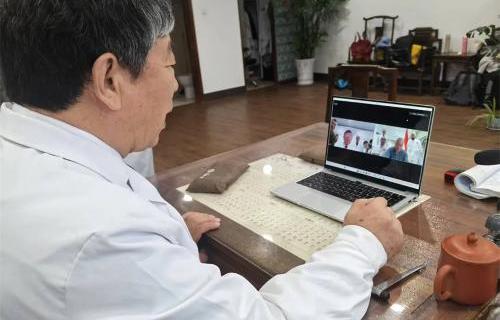 这场跨越近万里的“云端会诊”，闪耀着中医药智慧
