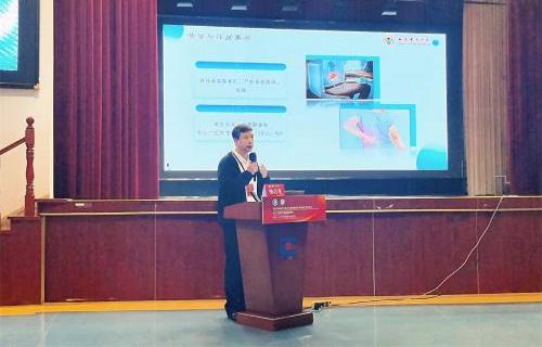 我院杨启光教授出席第二十次全国整脊大会，创新手法疗法再获广泛关注